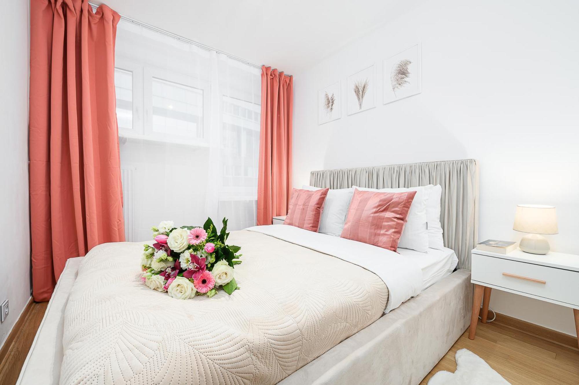 Lumina Apartment Opposite The Palace Of Culture And Science Varşovia Exterior foto